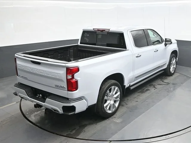 New 2026 Polar White Tricoat Chevrolet High Country image 17
