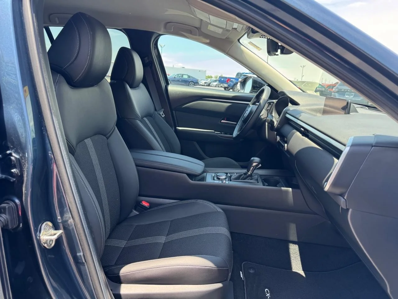 2025 Mazda CX-50 Preferred - Photo 18