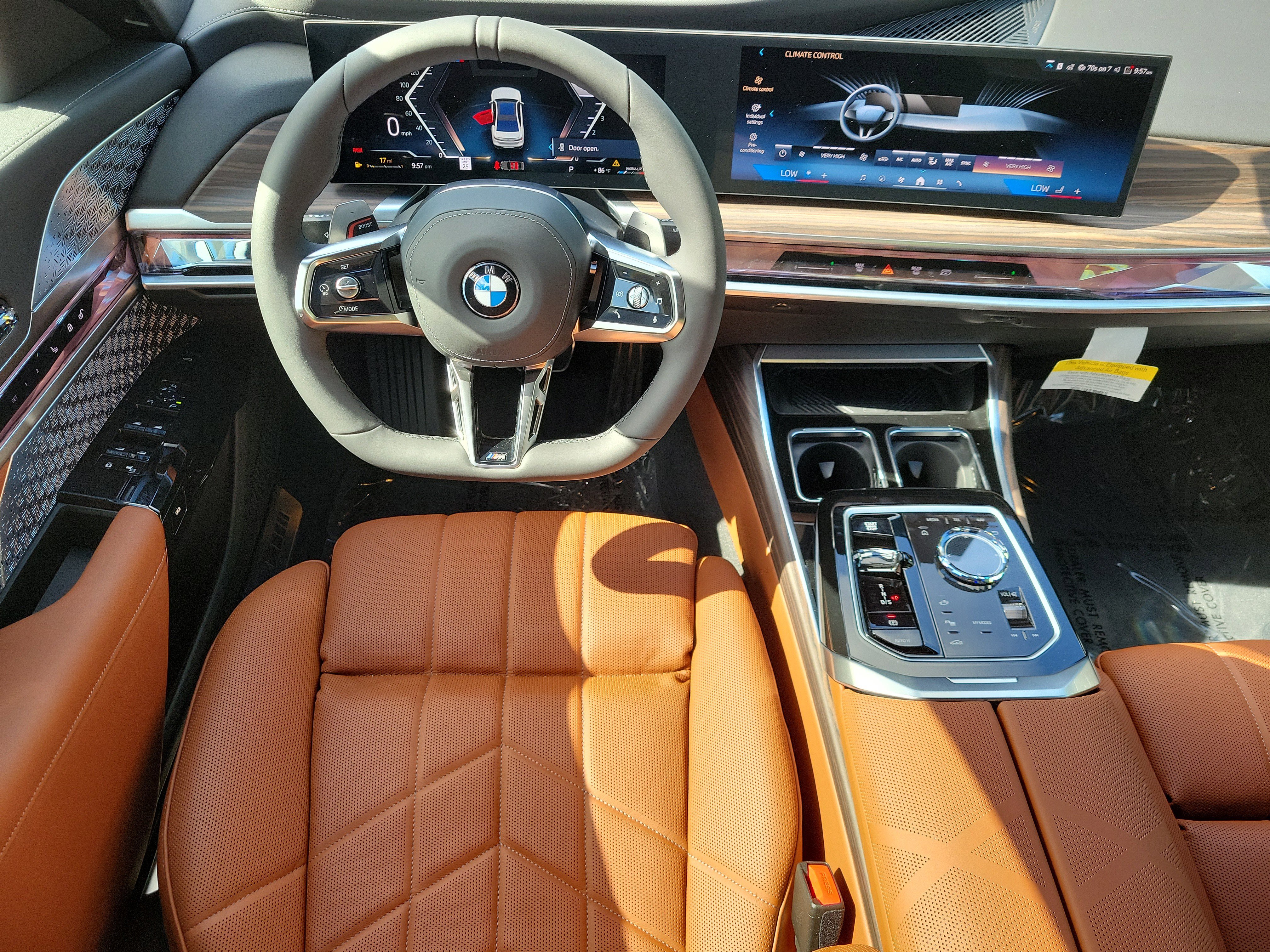 New 2026 Mineral White Metallic BMW 760i xDrive image 8