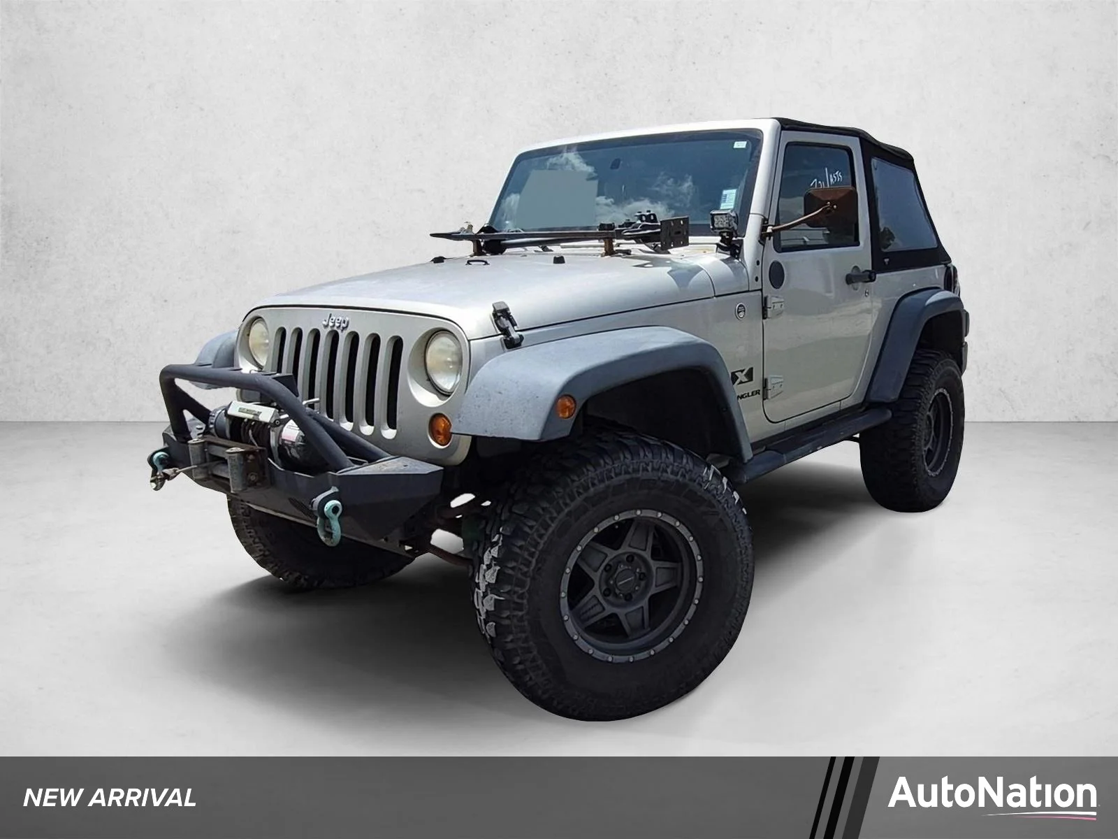 Used 2007 Silver/Gray Jeep X image 1