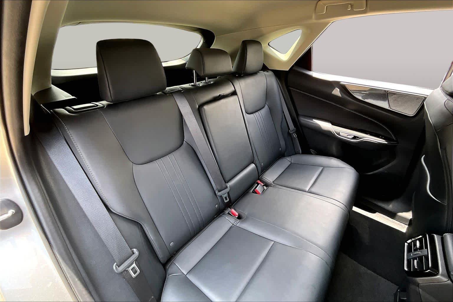 Used 2025 Atomic Silver Lexus  image 17