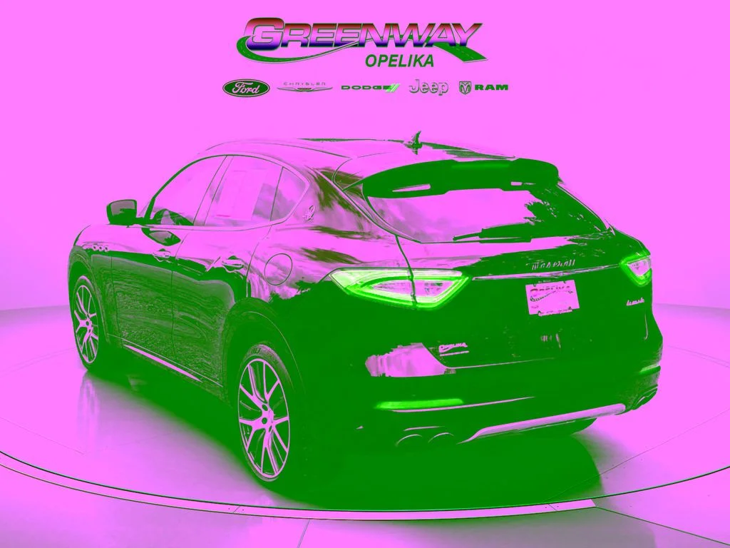Used 2017  Maserati S image 5