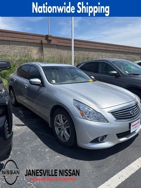 2010 INFINITI G's photo