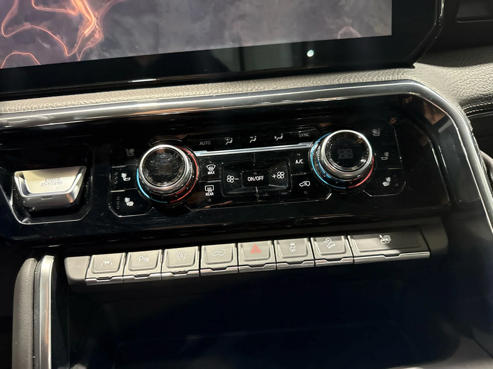 Used 2023 ONYX BLACK GMC Denali image 17