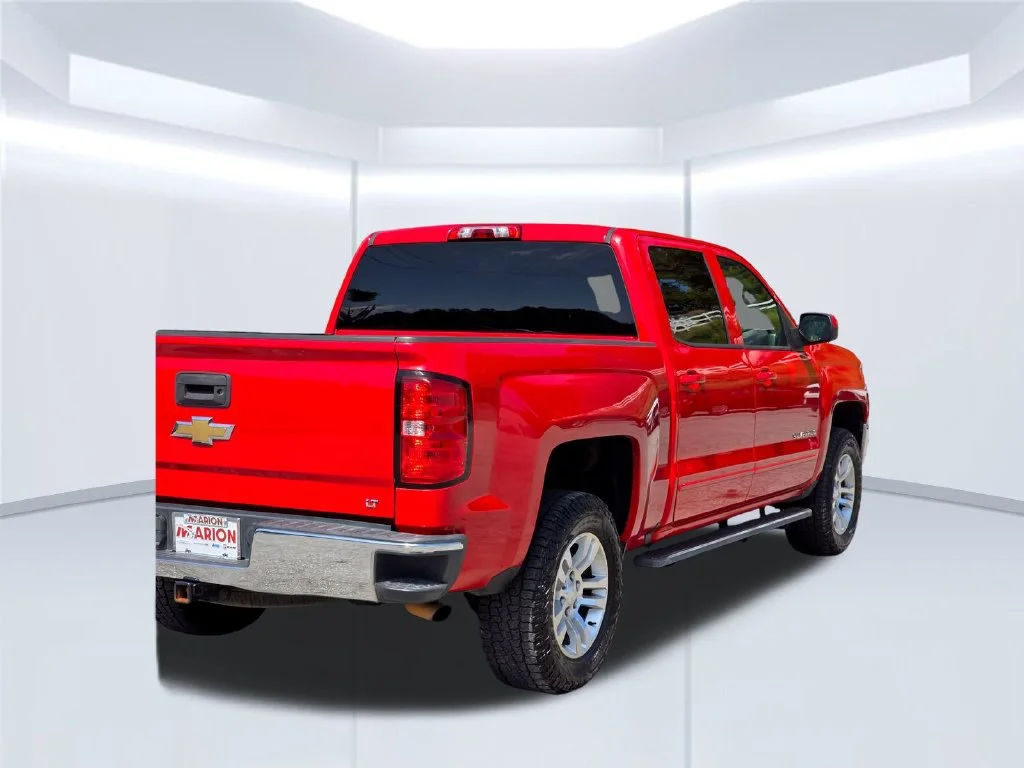 Used 2018 Red Chevrolet LT image 50