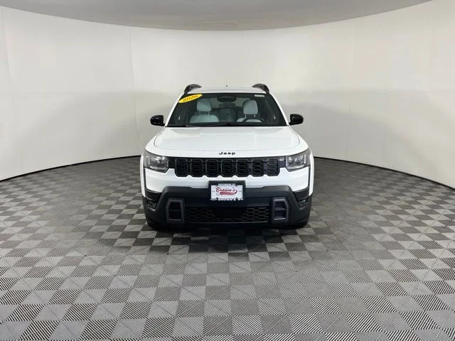 Used 2026 White Jeep Laredo image 2