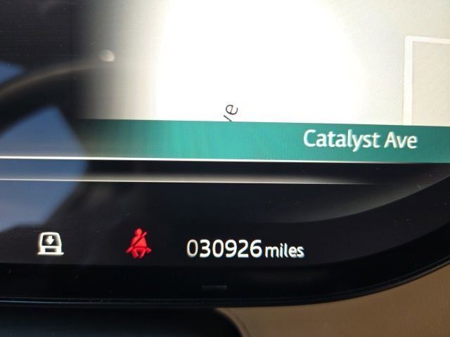 Used 2024 Black Land Rover SE image 18