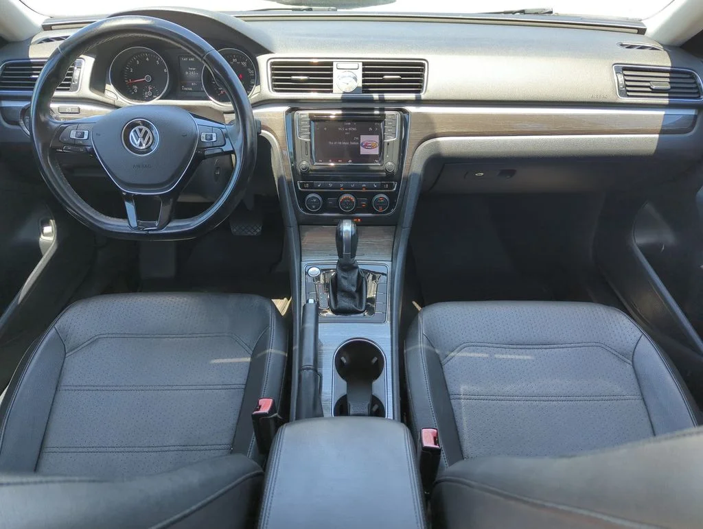 Used 2017 White Volkswagen 1.8T SE image 15