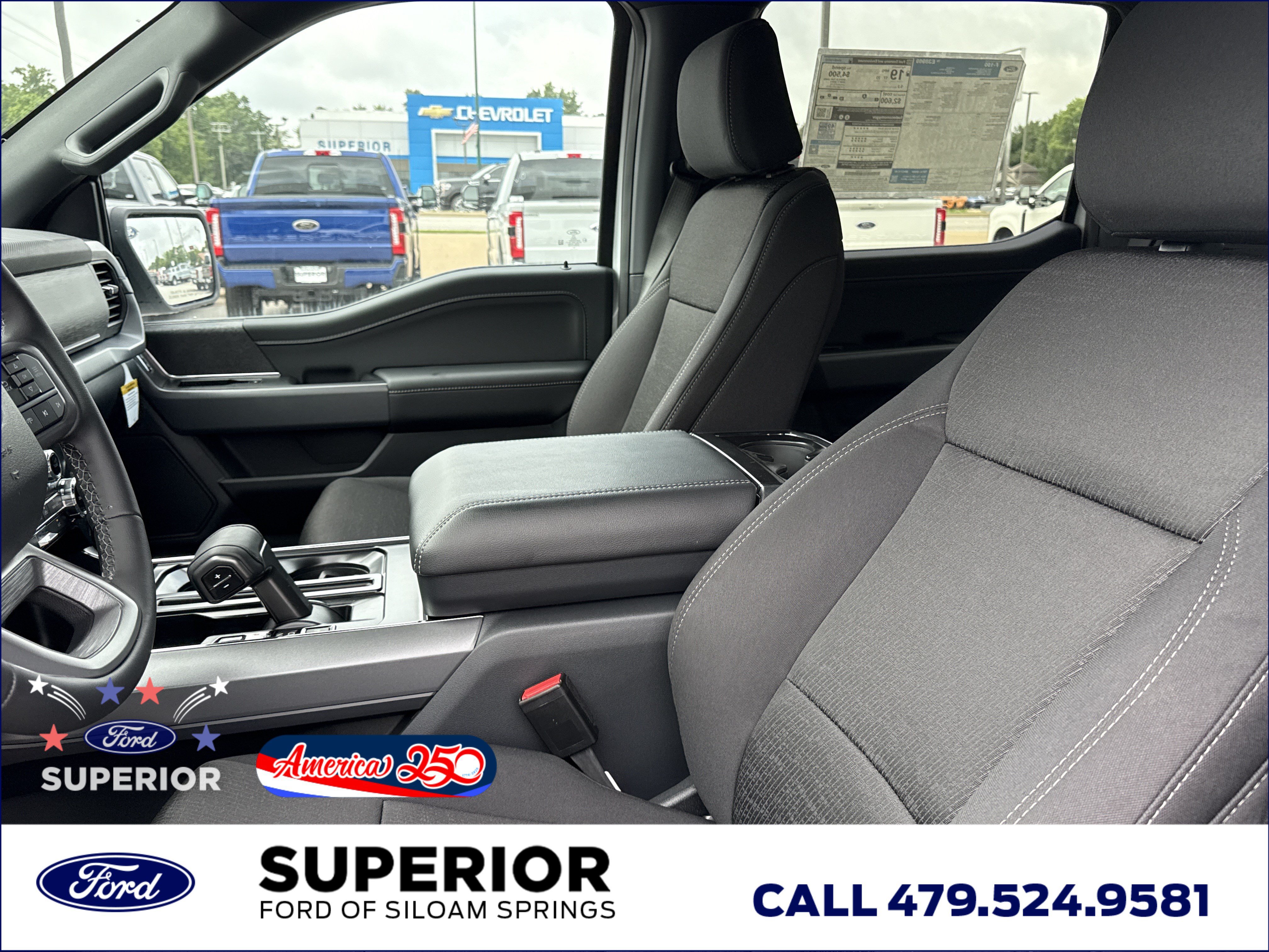New 2026 Oxford White Ford XLT 4WD image 6