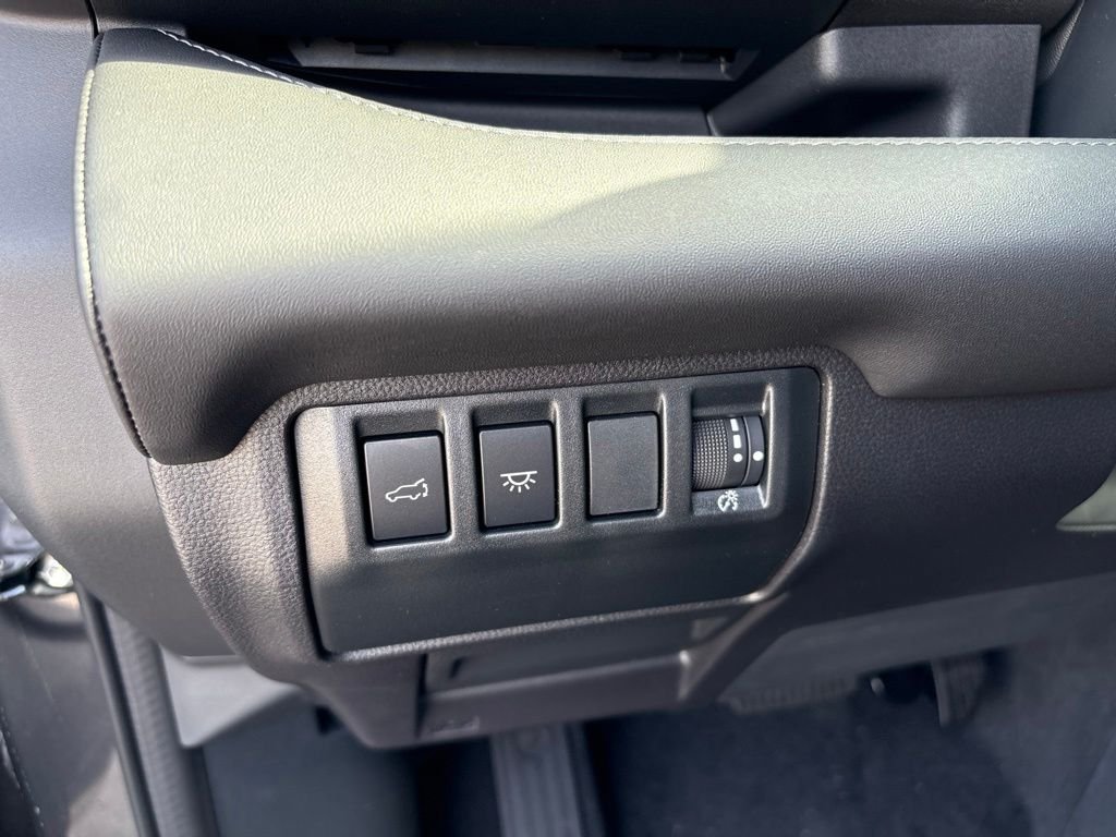 New 2026 MAGNETITE GRAY METALLIC Subaru Limited 7-Passenger image 22
