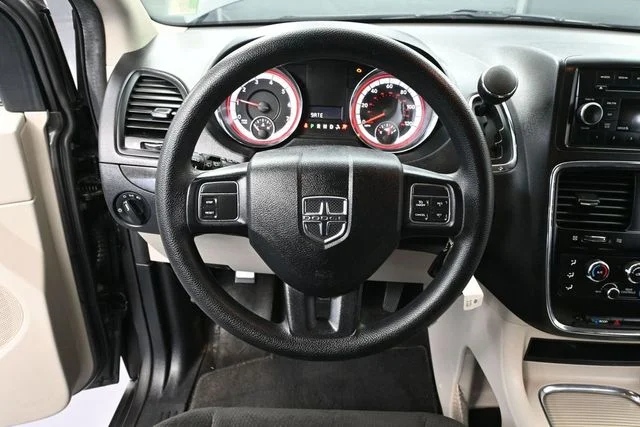 2016 Dodge Grand Caravan SXT - Photo 23