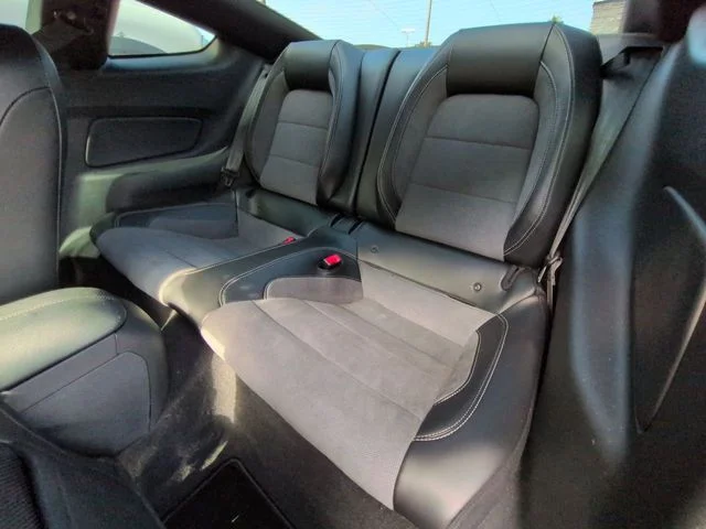 Used 2019 Race Red Ford Shelby GT350 image 13