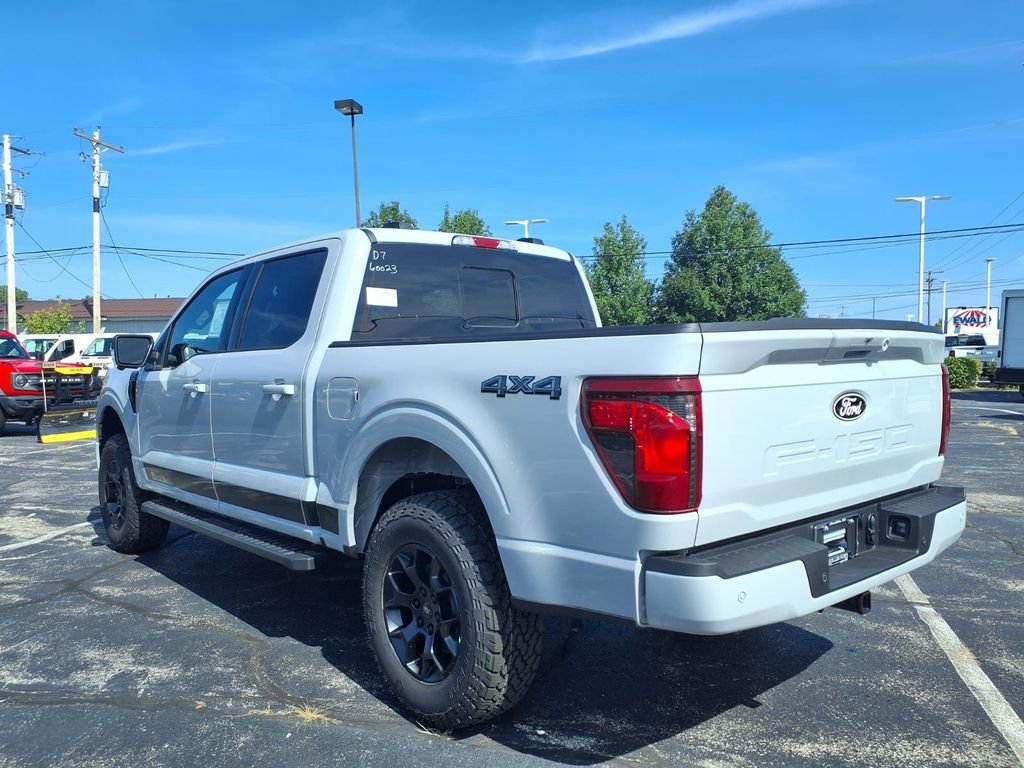 New 2026 Avalanche Ford XLT image 2
