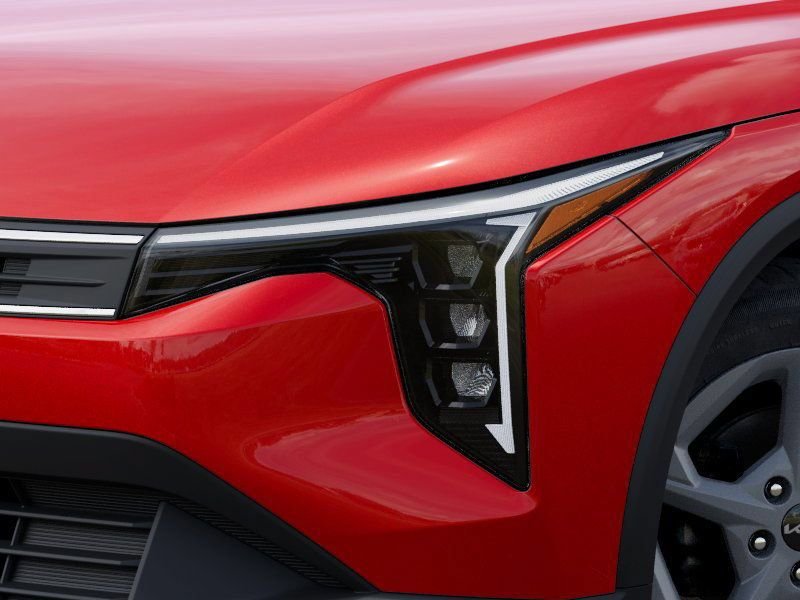 Used 2025 Red Kia LXS image 10