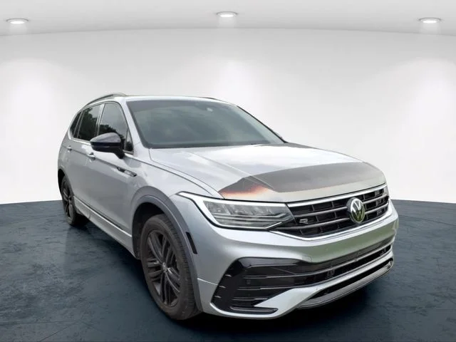 Used 2022 Silver Volkswagen 2.0T SE R-Line Black image 9