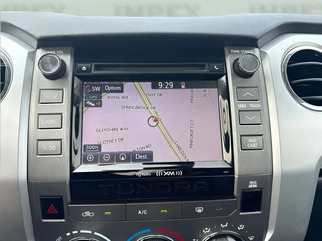 Used 2019 Black Toyota SR5 image 11