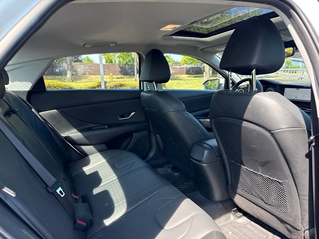 Used 2023 Lunar White Hyundai Limited image 20