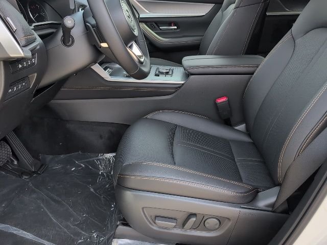 Used 2026 White Mazda 3.3 Turbo Preferred image 13