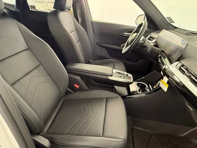 2025 BMW X1 XDrive28i - Photo 38