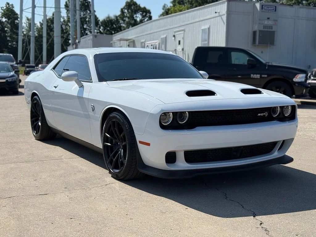 Used 2023 White Dodge SRT Hellcat Jailbreak image 4