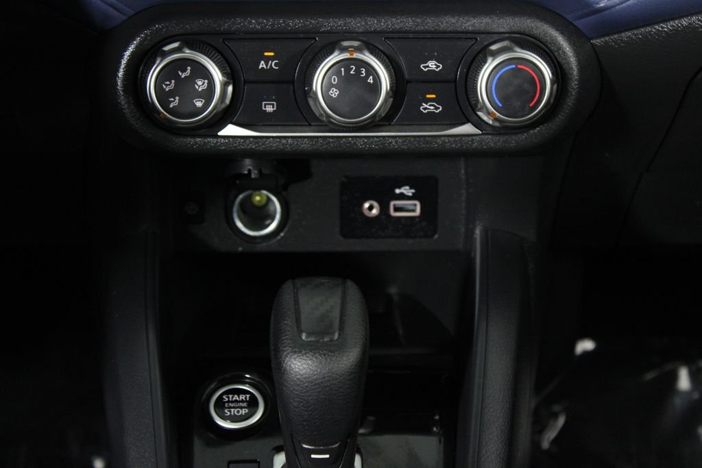 2025 Nissan Versa Sedan SV - Photo 21