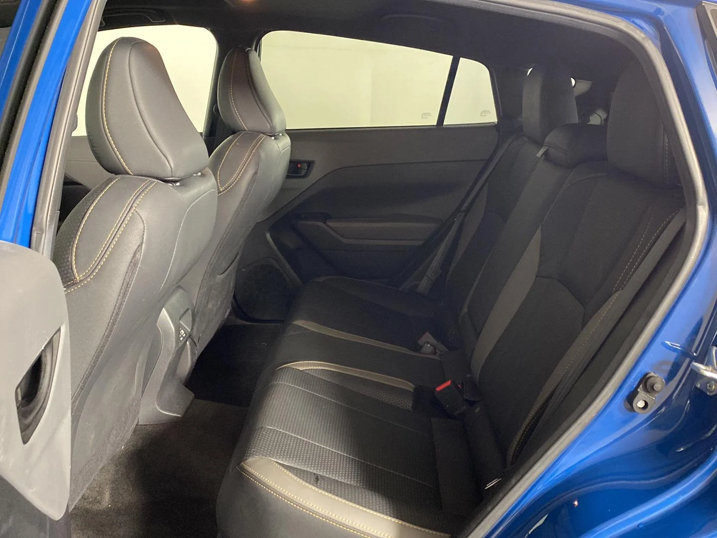 Used 2024 Geyser Blue Pearl Subaru Wilderness image 15