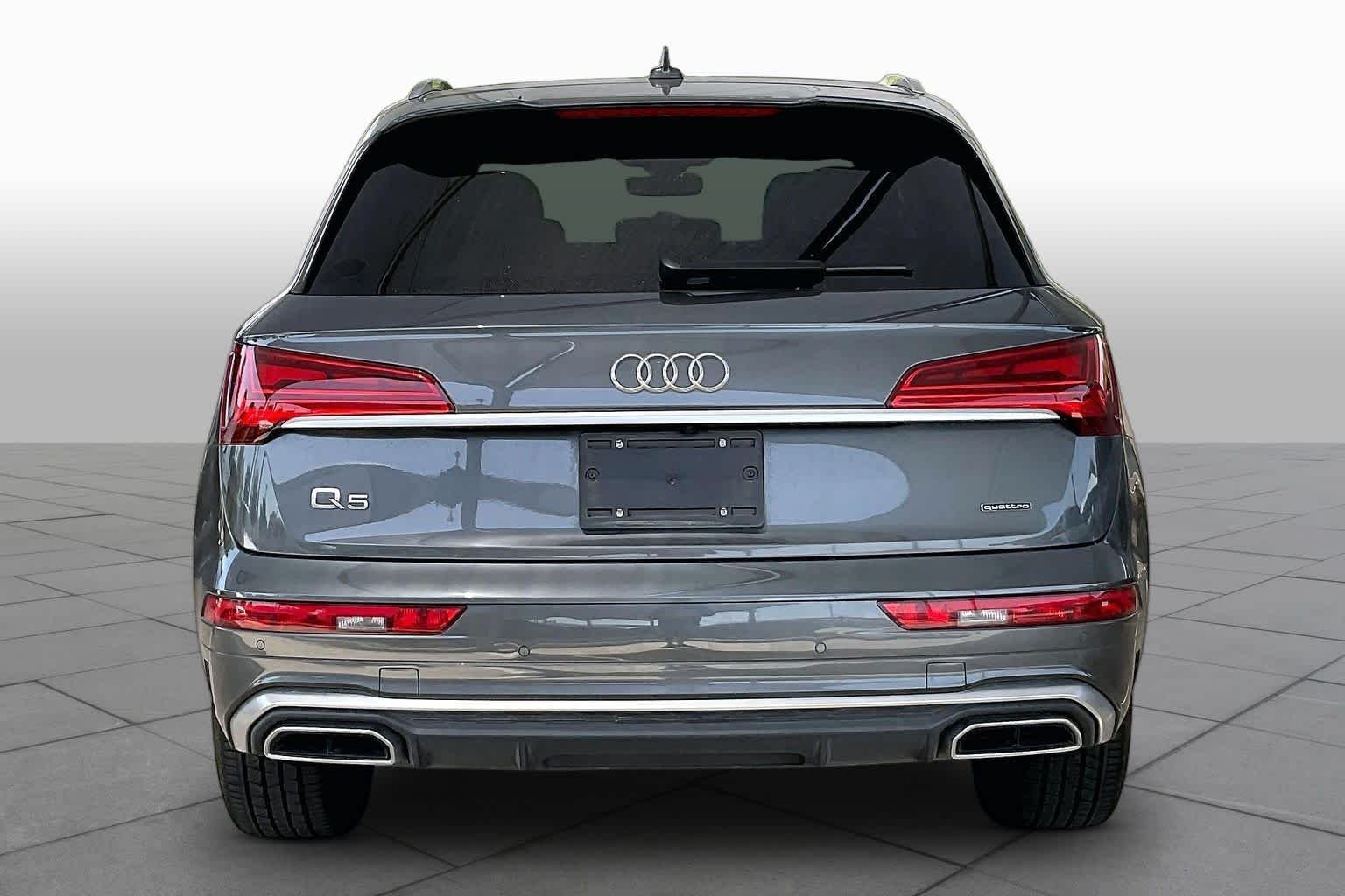 Used 2024 Daytona Gray Pearl Effect Audi S line Premium image 5