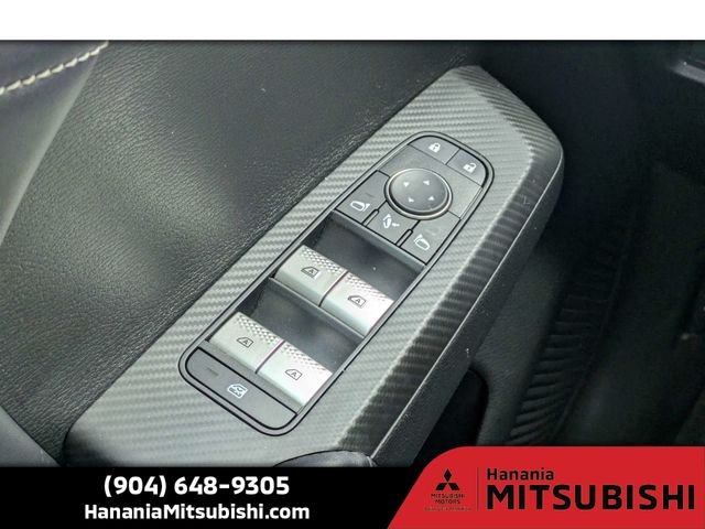 Used 2024 Silver Mitsubishi SE image 23