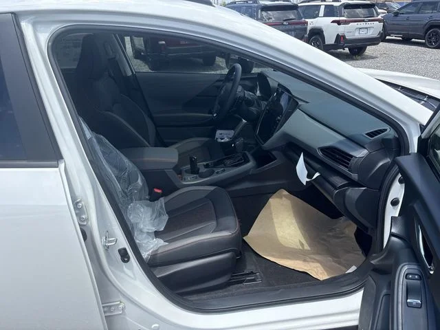 New 2026 CRYSTAL WHITE PEARL Subaru Limited image 24