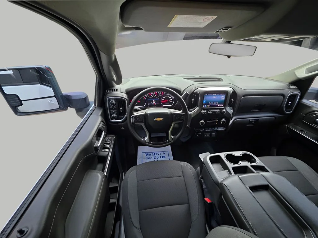 Used 2021 Summit White Chevrolet LT image 11