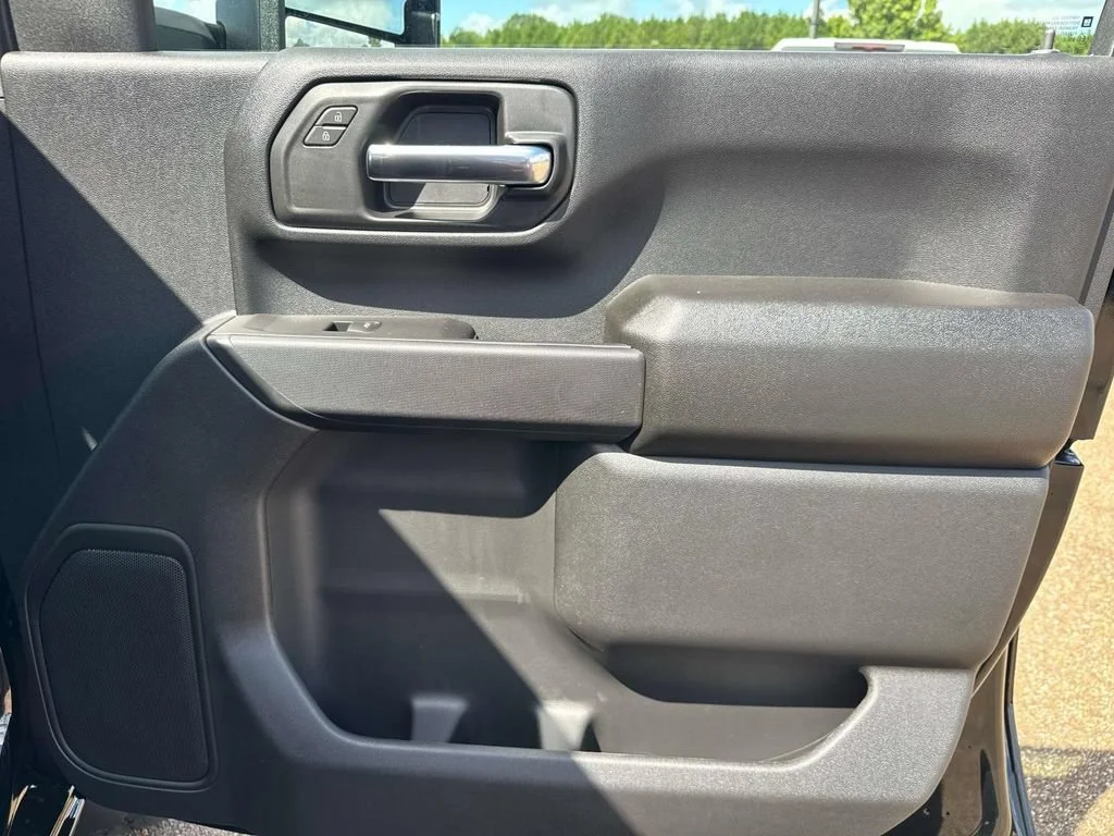 2026 Chevrolet Silverado 2500 HD Custom - Photo 24