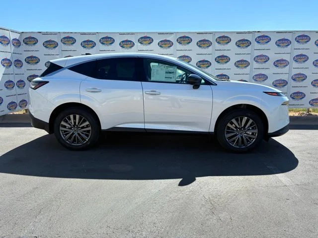 New 2026 Everest White Pearl TriCoat Nissan SL image 1