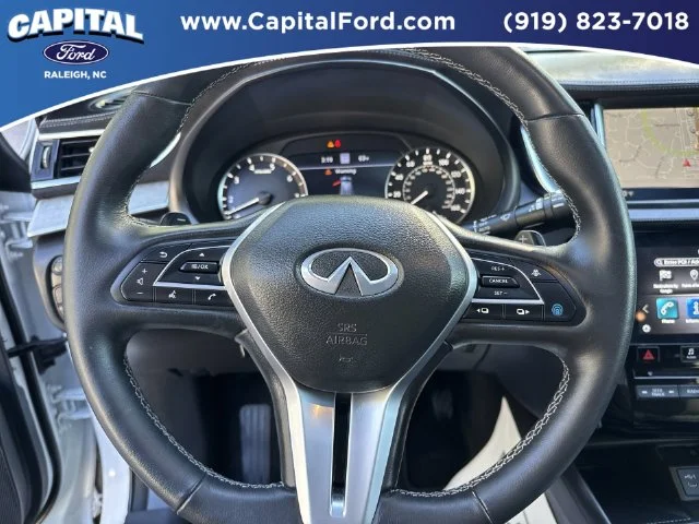 Used 2024 White INFINITI Autograph image 25