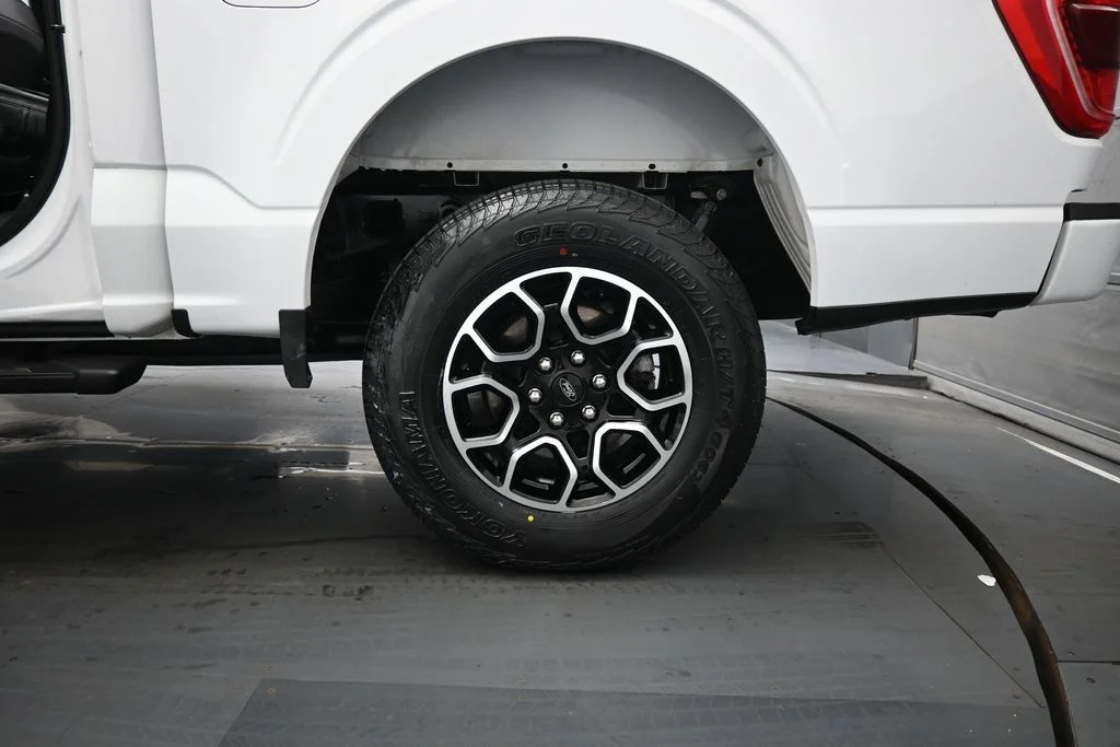 Certified Used 2023 White Ford XLT image 19