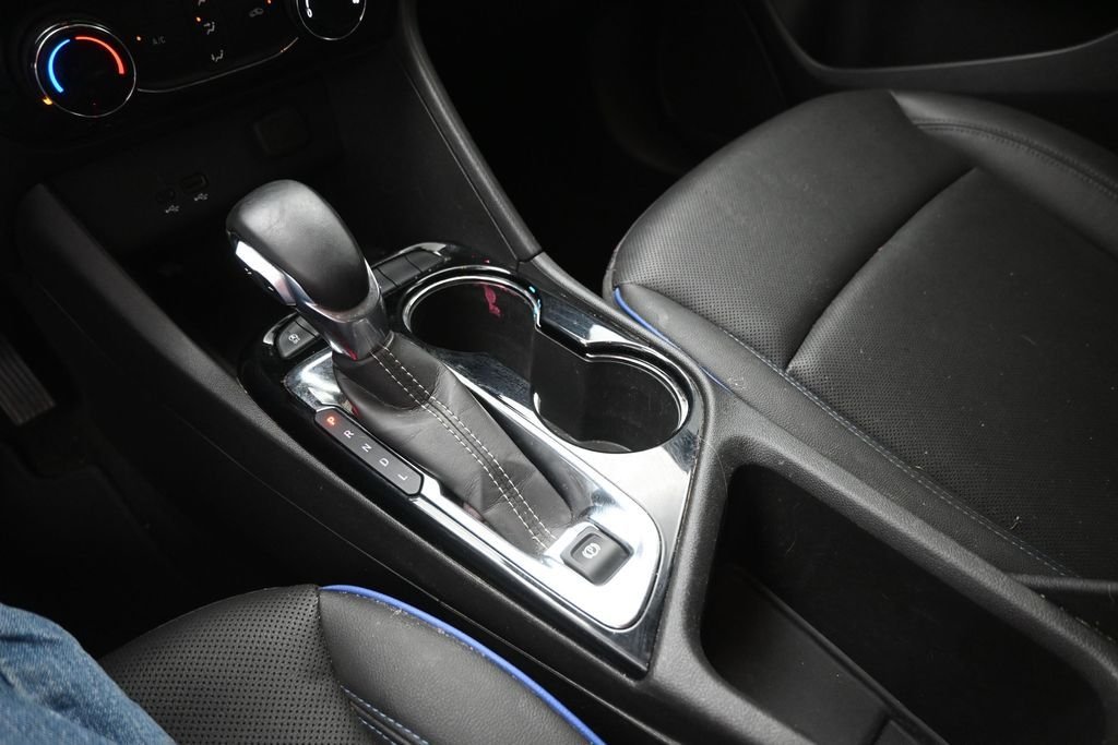 Used 2025 Red Buick Sport Touring image 30