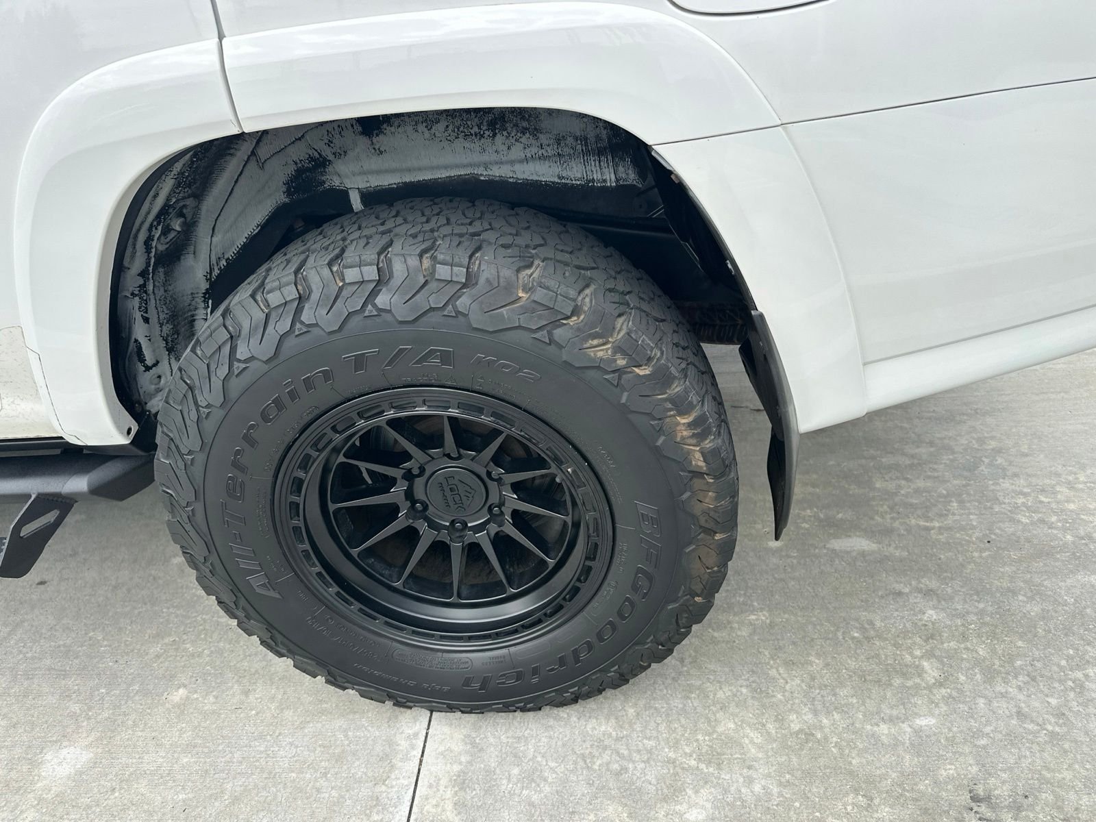 Used 2019 Super White Toyota TRD Pro image 25