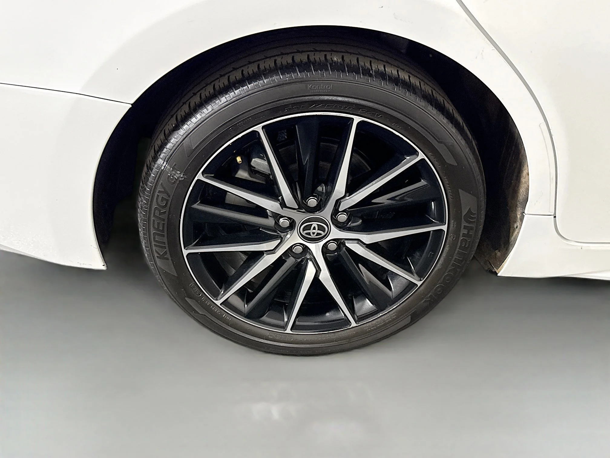 Used 2024 Ice Edge Toyota SE image 28