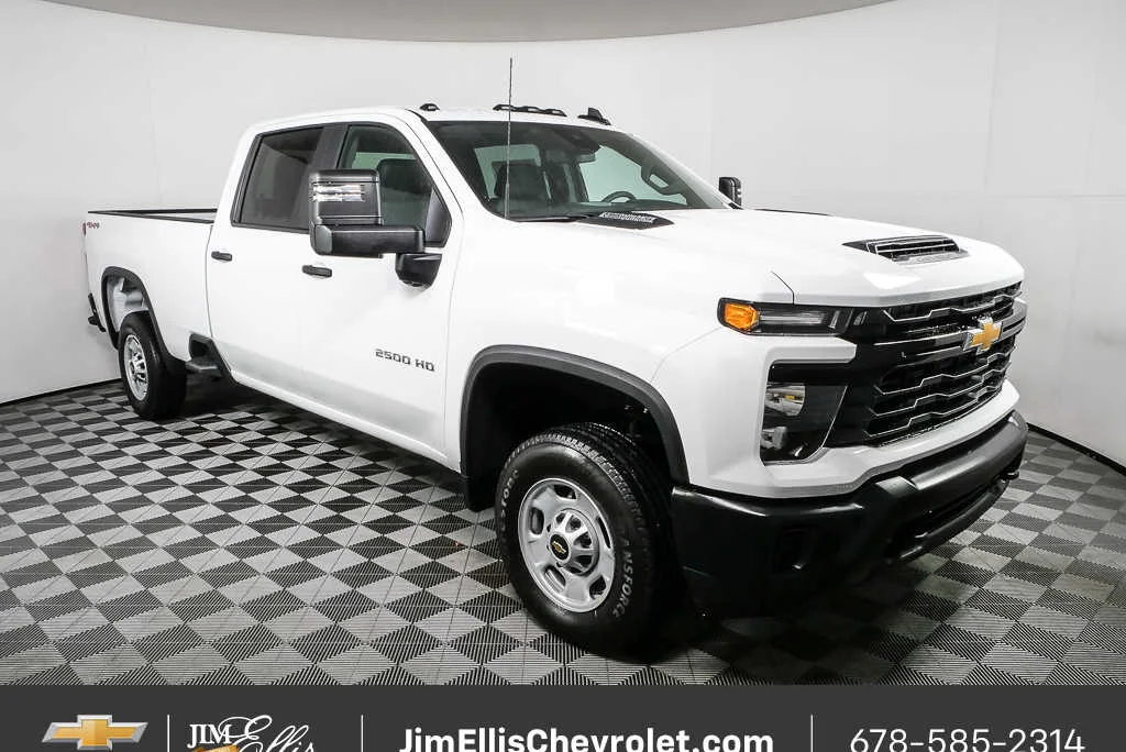 New 2026 Summit White Chevrolet WT image 1