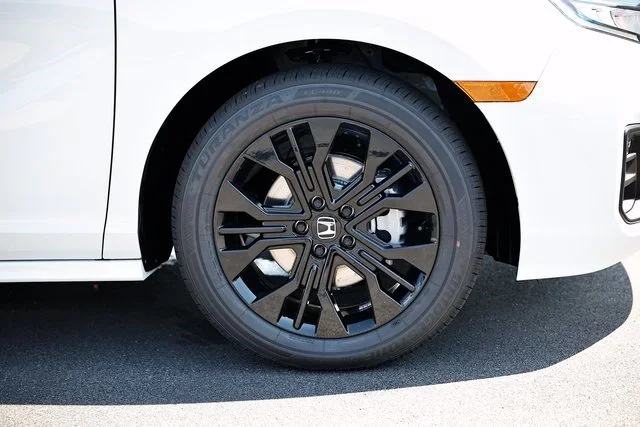 2026 Honda Odyssey Sport L - Photo 16