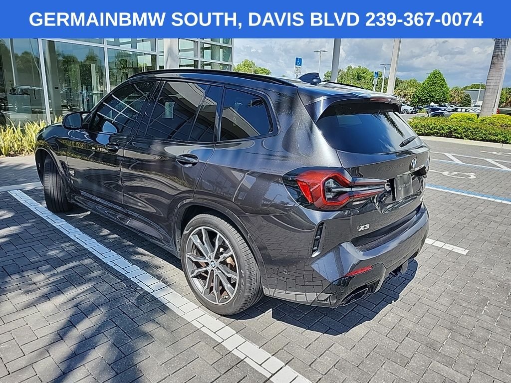 Used 2022 Dark Graphite BMW M40i image 4