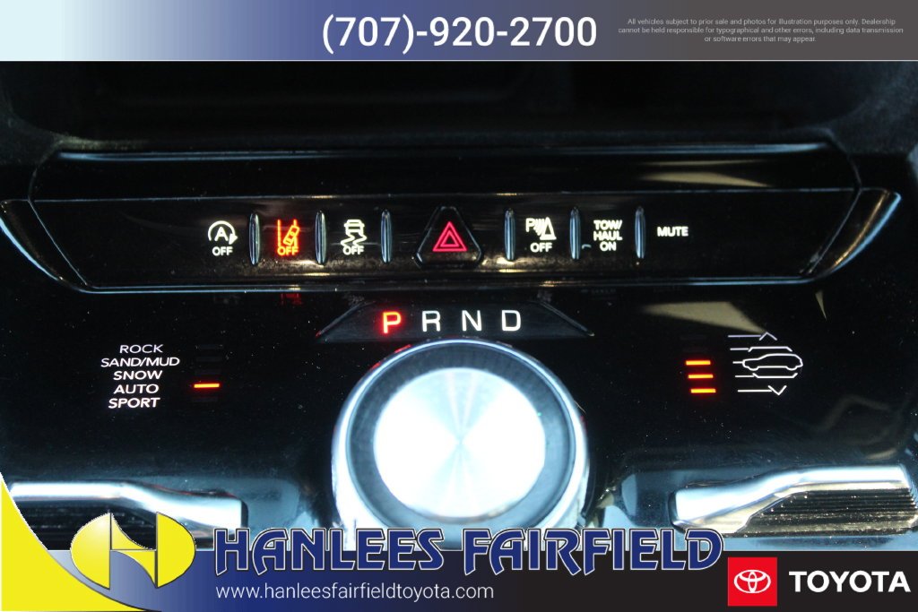 Used 2022 White Jeep Series III image 25