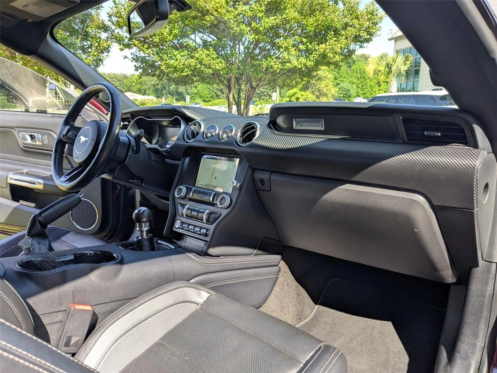 Used 2018 Royal Crimson Metallic Tinted Clearcoat Ford GT Premium image 33