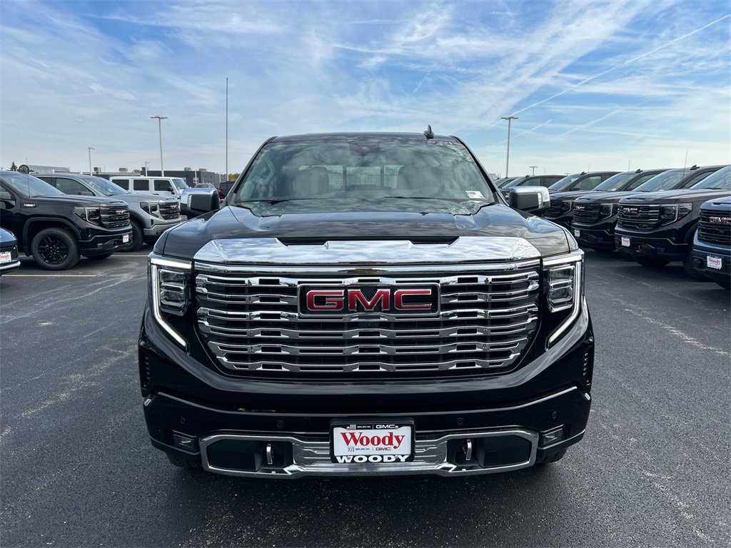 2026 GMC SIERRA - Image 2
