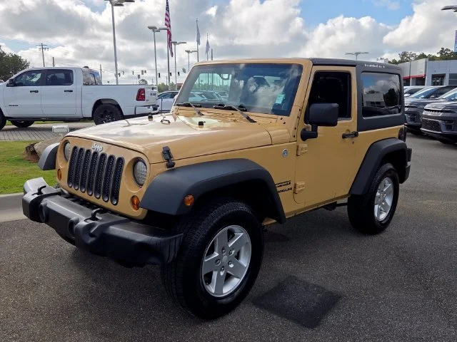 Used 2013 Beige Jeep Sport image 3
