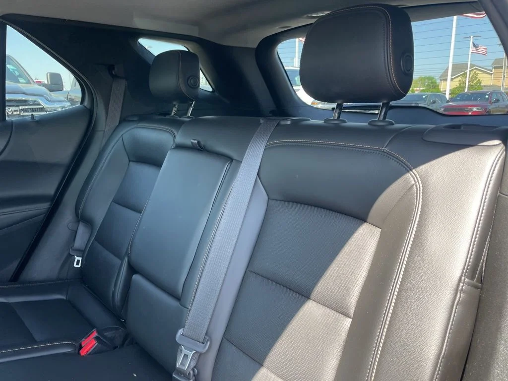 Used 2019 Gray Chevrolet Premier image 36