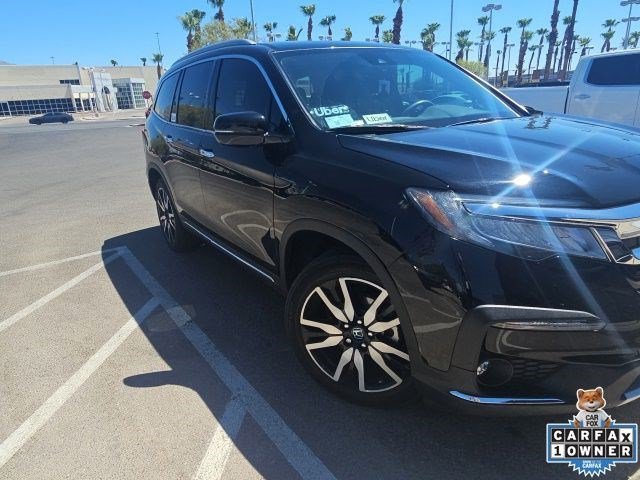 Used 2022 Crystal Black Pearl Honda Touring 7-Passenger image 4