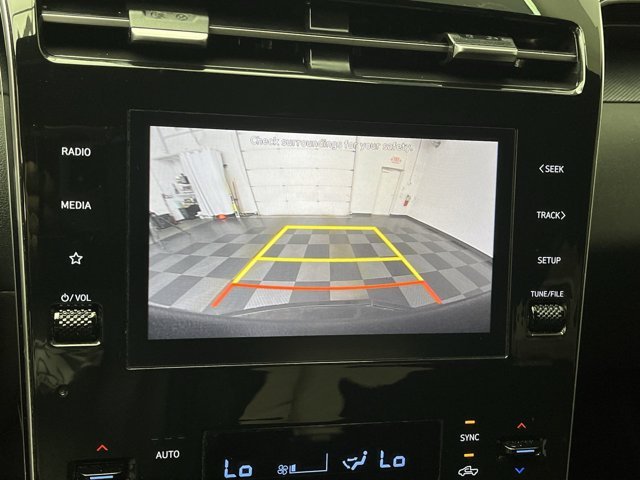 Used 2024 Atlas White Hyundai SEL image 4
