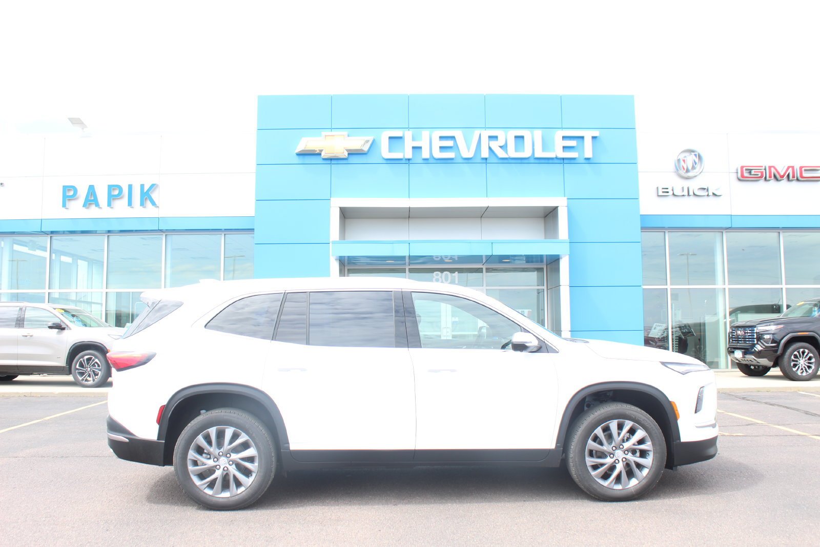 New 2026 Summit White Buick Preferred image 1