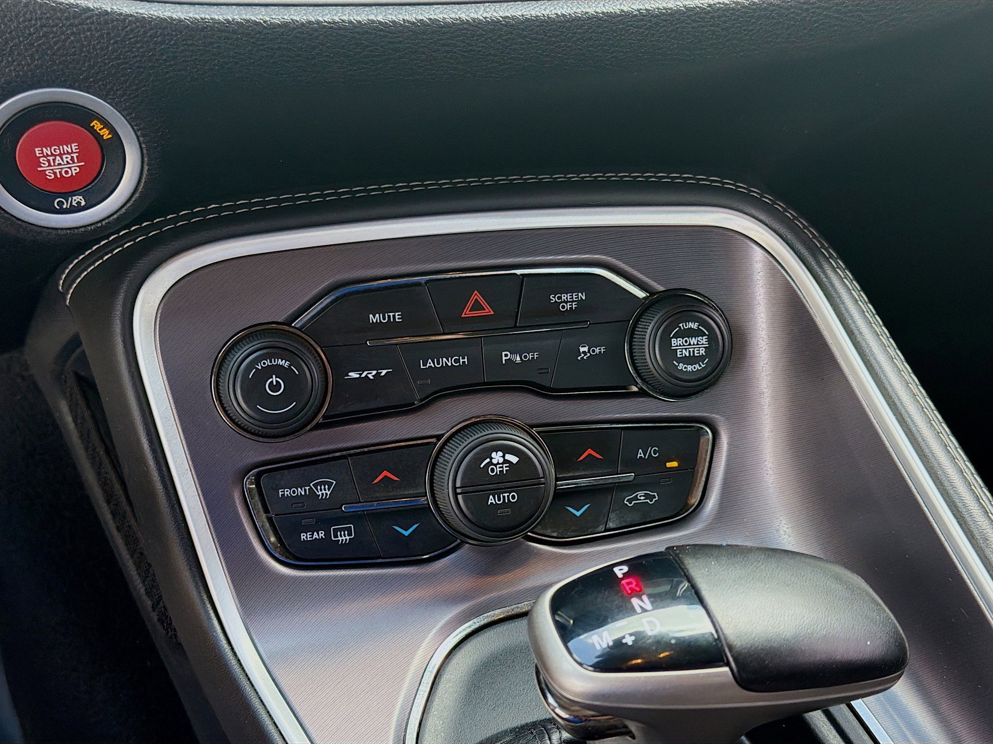 2019 Dodge Challenger SRT - Photo 14