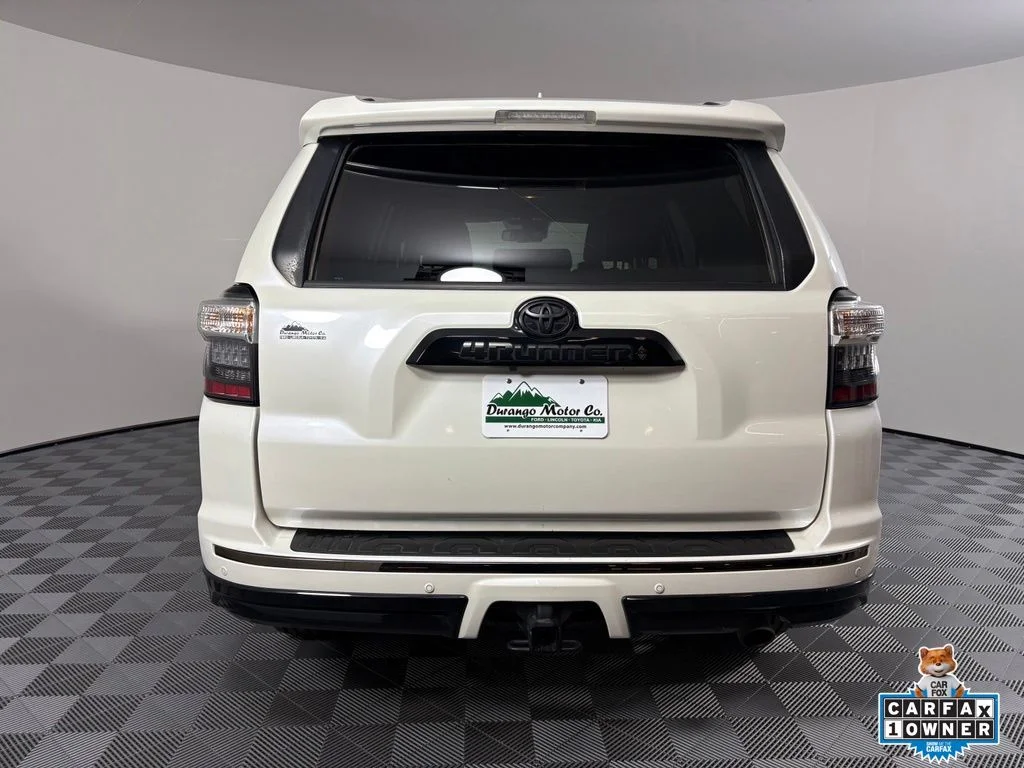 Used 2021 White Toyota Nightshade image 9